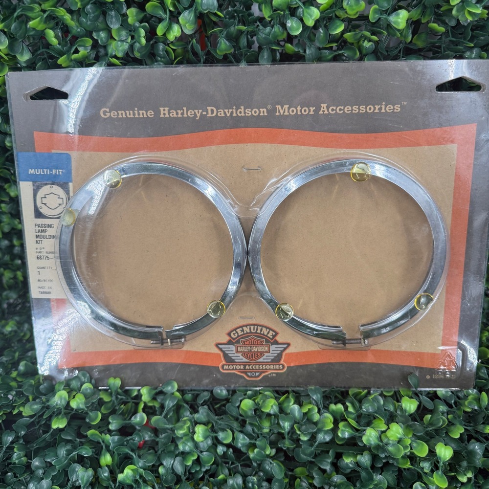 Harley-Davidson Passing Lamp Moulding Kit Chrome Trim Rings 68775-93T